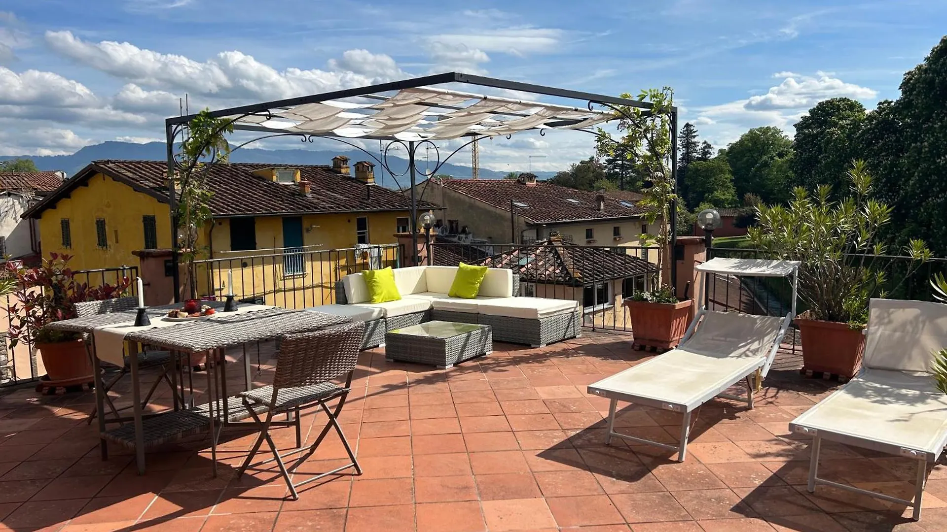 La Terrazza Fra Le Torri Apartamento Lucca