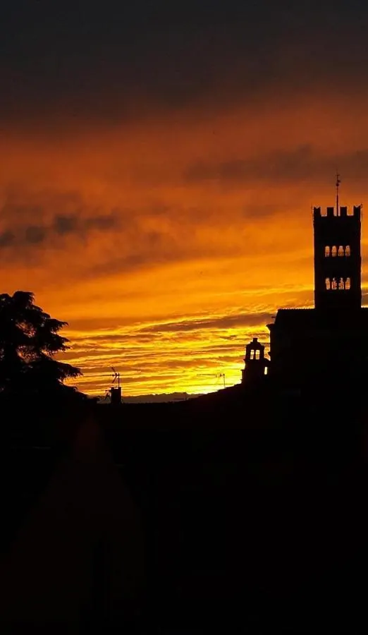 La Terrazza Fra Le Torri Apartment Lucca Italy